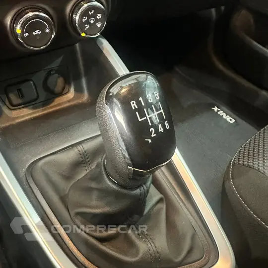 ONIX HATCH LT 1.0 12V Flex 5p Mec.