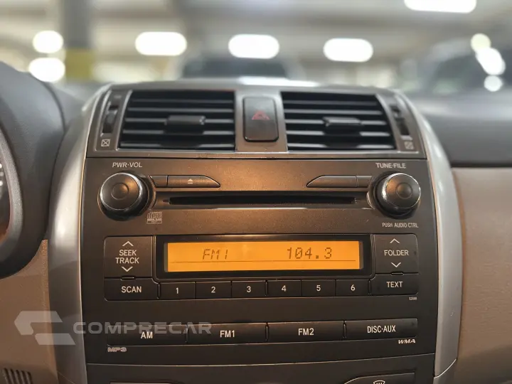 COROLLA 1.8 GLI 16V FLEX 4P MANUAL