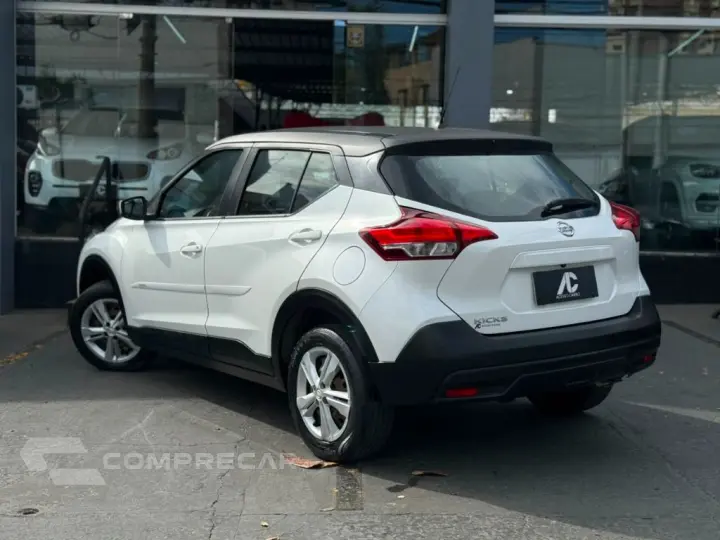 KICKS Active S 1.6 16V Flex Aut.