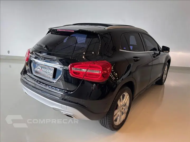 GLA 200 1.6 CGI VISION BLACK EDITION 16V TURBO FLEX 4P AUTOM