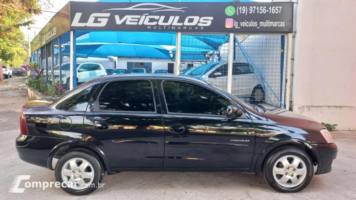 CORSA 1.4 MPFI Premium Sedan 8V