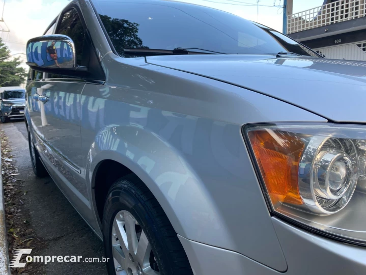 TOWN & COUNTRY 3.8 Limited V6 12V