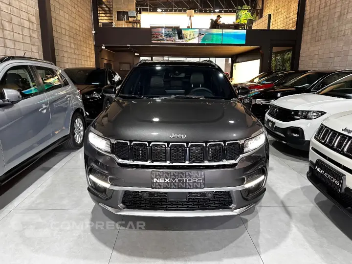 COMMANDER 1.3 T270 TURBO FLEX OVERLAND AT6