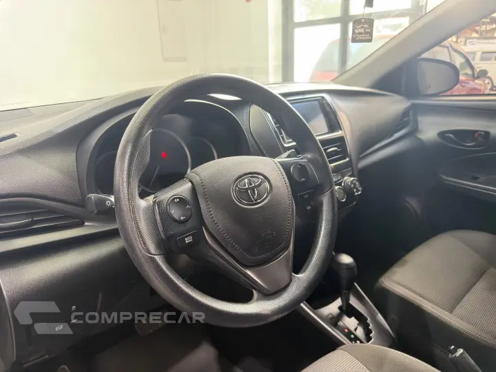 YARIS 1.5 16V Sedan XL
