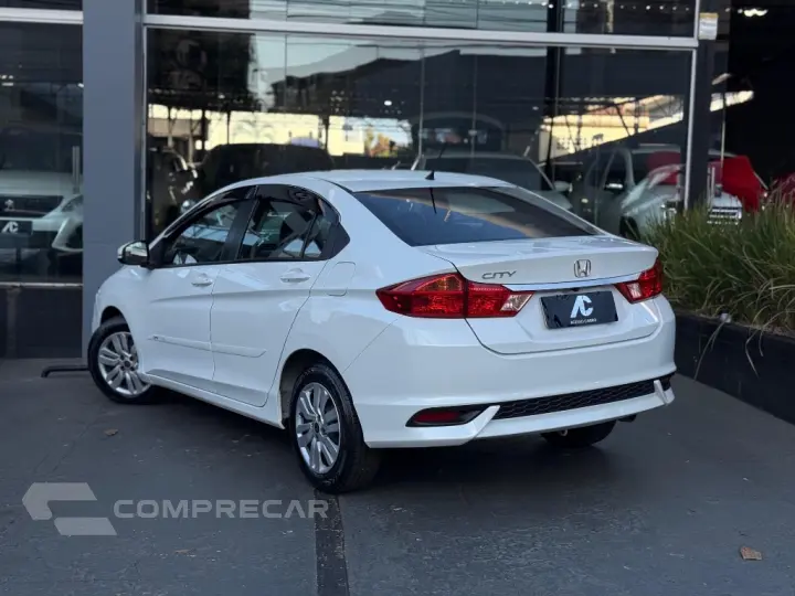 CITY Sedan Personal 1.5 Flex 16V Aut.