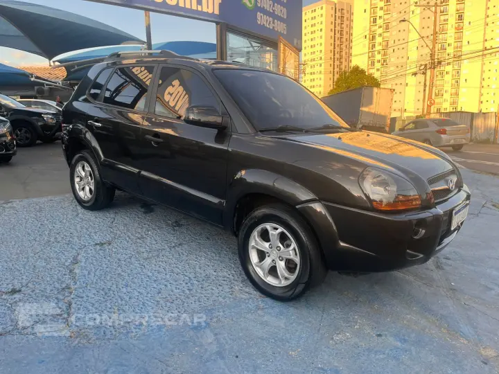 TUCSON 2.0 MPFI GLS 16V 143CV 2WD GASOLINA 4P AUTOMÁTICO