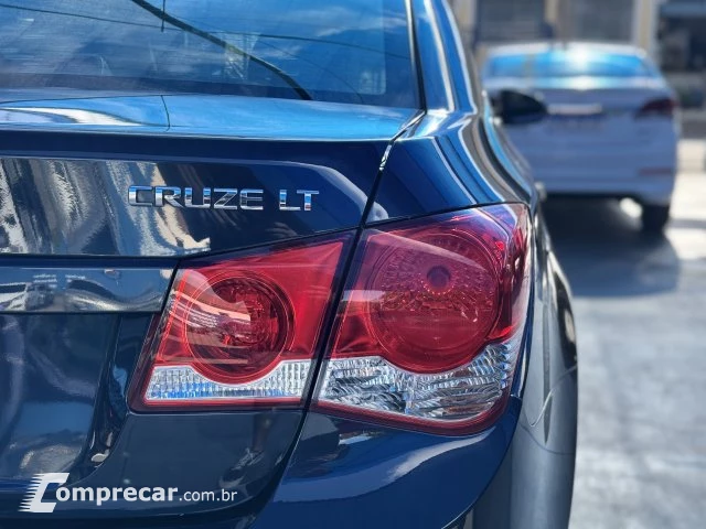 CRUZE SEDAN - 1.8 LT 16V 4P AUTOMÁTICO