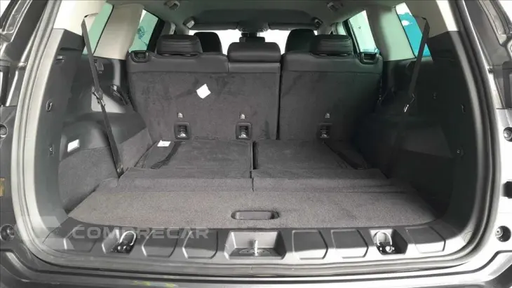 COMMANDER 1.3 T270 TURBO FLEX LIMITED AT6