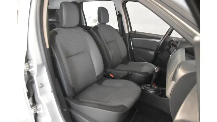DUSTER - 2.0 DYNAMIQUE 4X2 16V 4P AUTOMÁTICO