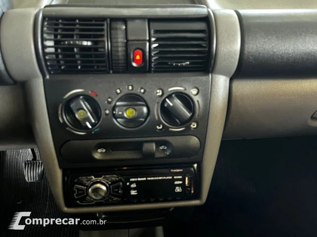 CLASSIC - 1.0 MPFI LS 8V 4P MANUAL