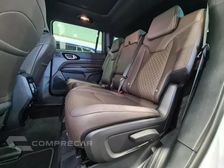 COMMANDER OVERLAND T270 1.3 TB FLEX AUT