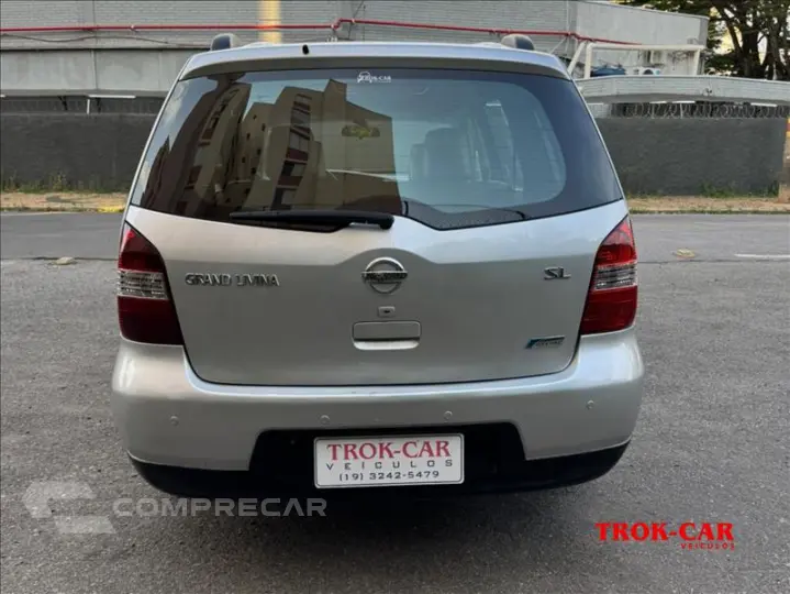 GRAND LIVINA 1.8 SL 16V