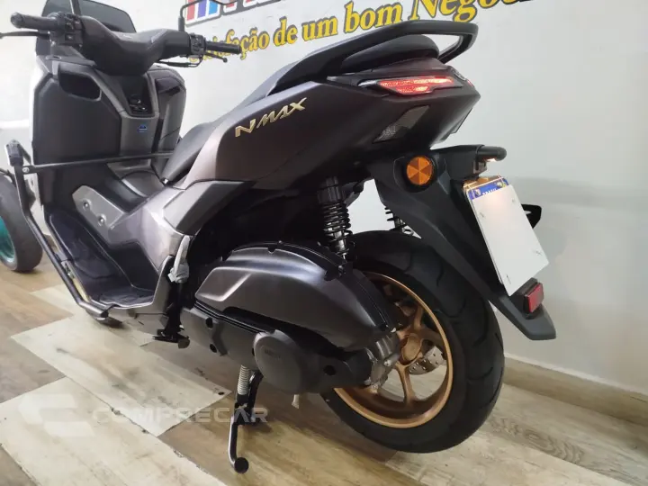 NMAX 160 CONNECTED ABS