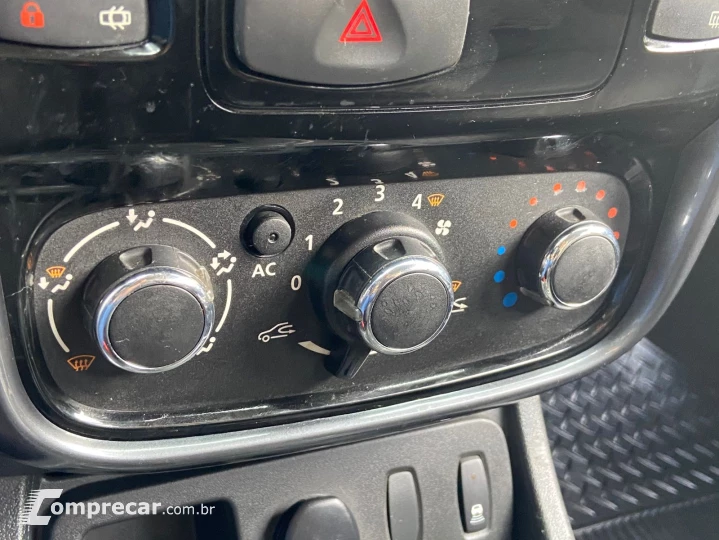 DUSTER 2.0 Tech Road II 4X2 16V