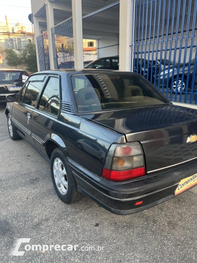 MONZA 2.0 EFI GLS 8V