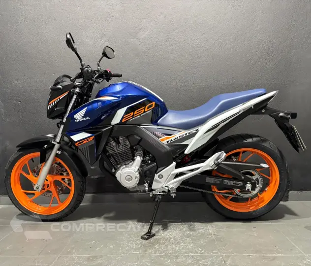 CB 250 TWISTER CBS EDIÇÃO LIMITADA