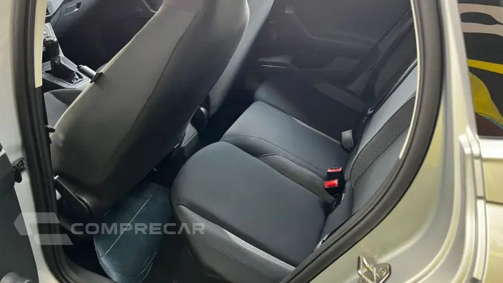 Polo Hatch 1.0 4P MPI TRACK