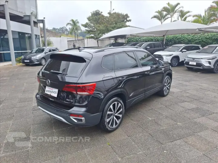 TAOS 1.4 250 TSI TOTAL FLEX COMFORTLINE AUTOMÁTICO