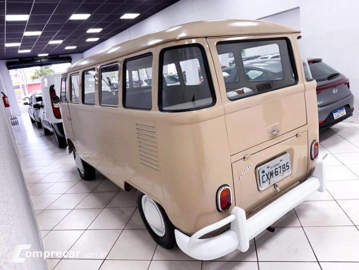 KOMBI