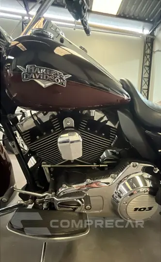 ROAD KING