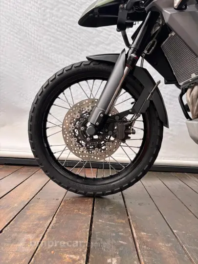 TRIUMPH TIGER 800 XCA