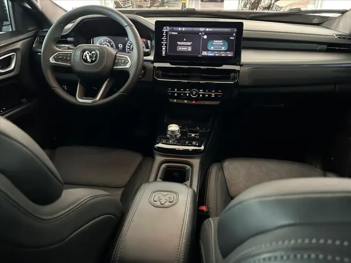 RAMPAGE 2.0 TURBO DIESEL REBEL 4X4 AUTOMÁTICO