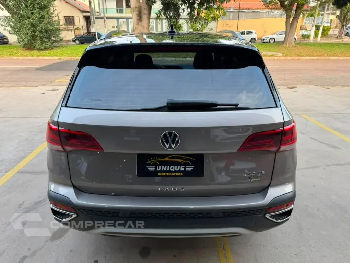 Taos 1.4 250 Tsi Total Flex Highline Automático