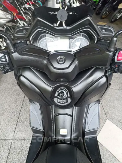 XMAX 250 ABS