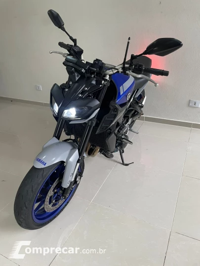 MT 09
