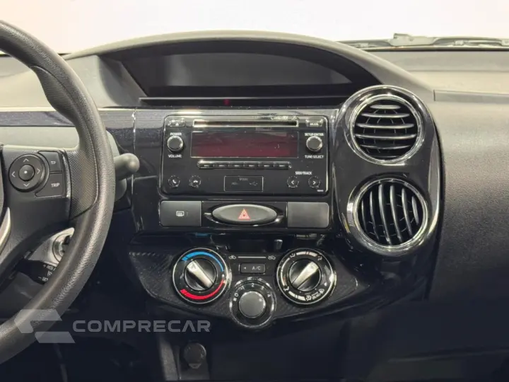 ETIOS 1.5 X PLUS SEDAN 16V FLEX 4P AUTOMÁTICO