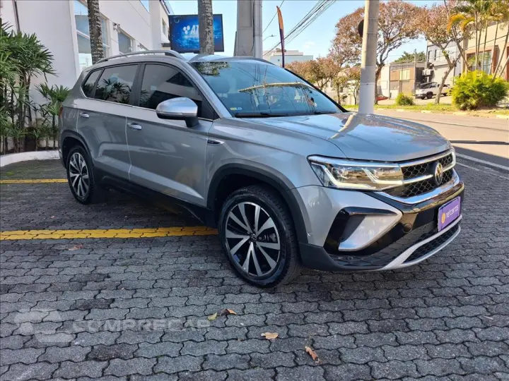 TAOS 1.4 250 TSI TOTAL FLEX HIGHLINE AUTOMÁTICO