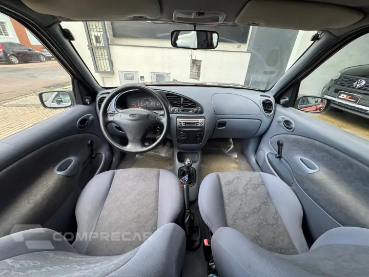 Fiesta CLX 1.3i 3p