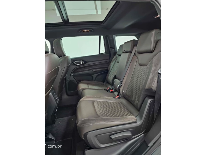 COMMANDER 1.3 T270 TURBO FLEX OVERLAND AT6