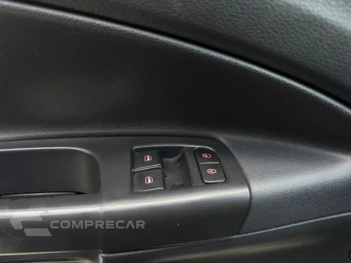 Saveiro Robust 1.6 Total Flex 8V