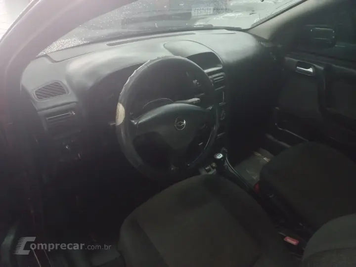 ASTRA 2.0 MPFI Advantage 8V