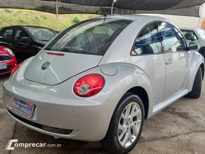 New Beetle 2.0 Mi 8V Gasolina 2P Automático