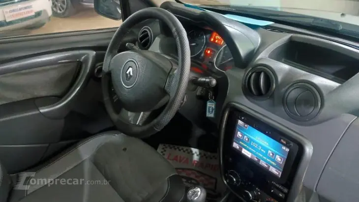 DUSTER 1.6 TECHROAD 4X2 16V FLEX 4P MANUAL