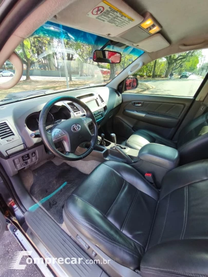 Hilux Caminhonete 3.0 4P 4X4 SRV TURBO DIESEL CABINE DUPLA A