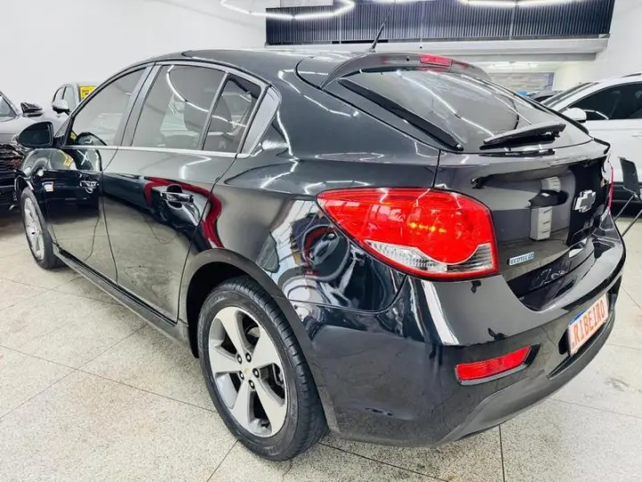 CRUZE LT HB AT