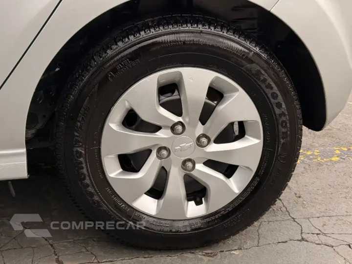 ONIX HATCH LT 1.0 8V FlexPower 5p Mec.