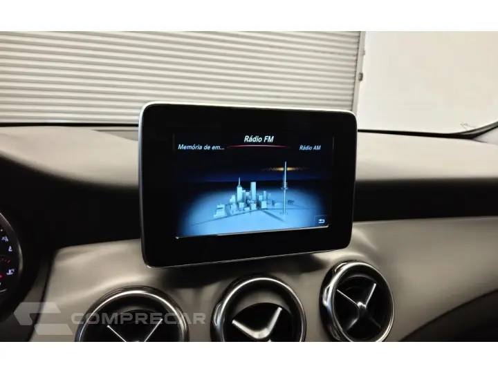 GLA 200 1.6 CGI FLEX ADVANCE 7G-DCT