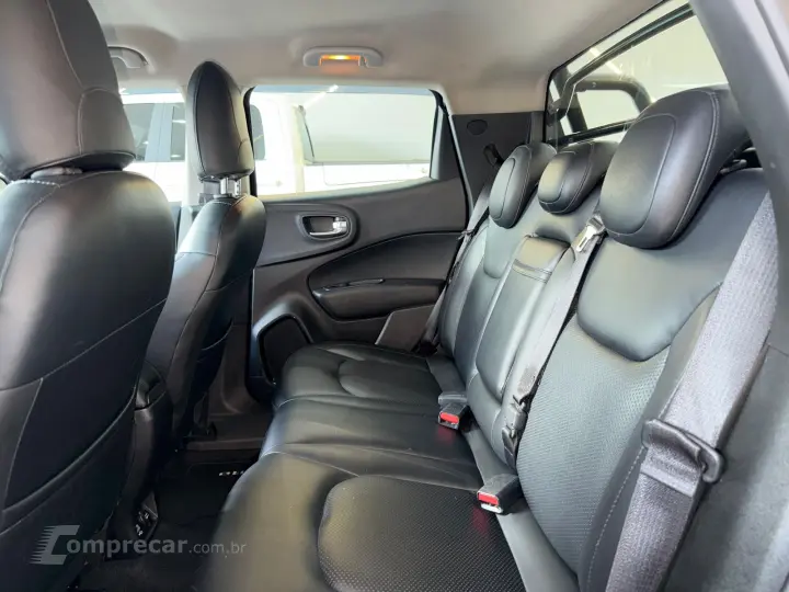 TORO 2.0 16V Turbo Freedom 4WD AT9