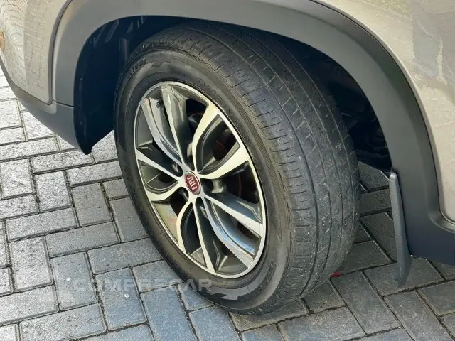 TORO - 2.0 16V TURBO VOLCANO 4WD AT9