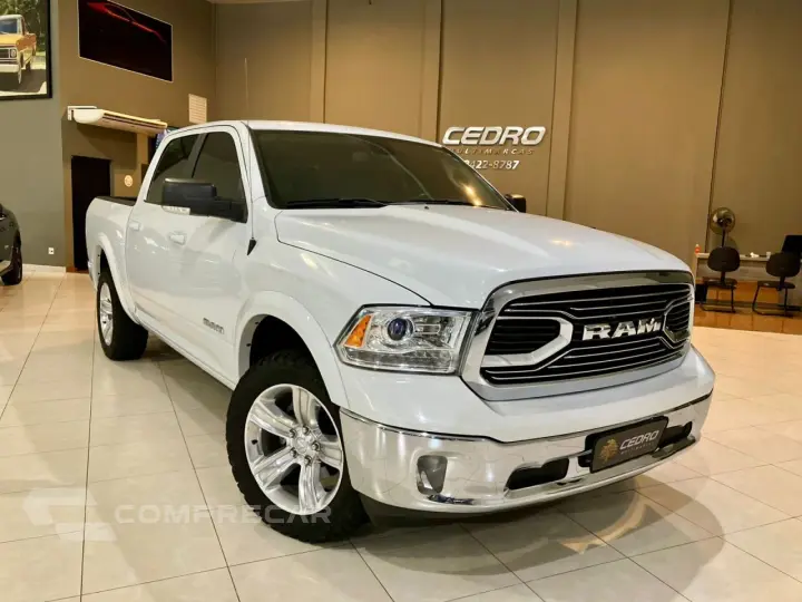 1500 5.7 V8 CLASSIC LARAMIE CABINE DUPLA 4X4 AUTOMÁTICO