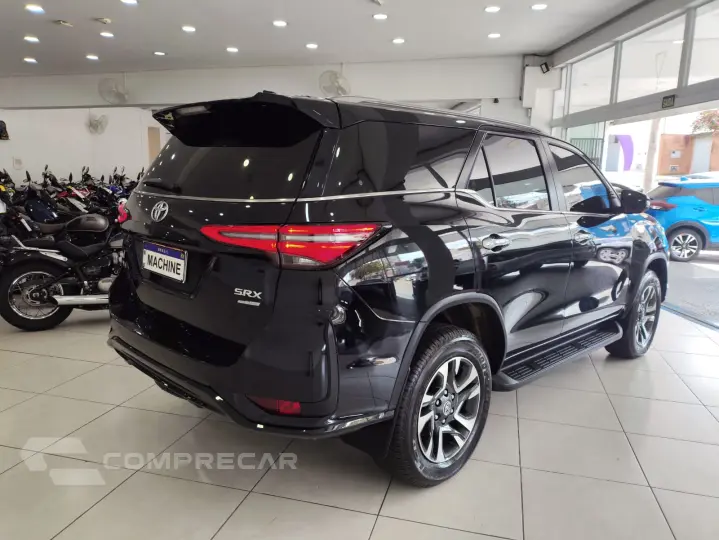 HILUX SW4 SXR PLATINUM 7 LUGARES