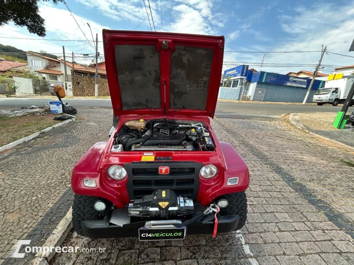 T-4 4x4 3.0 TB Int. Cap. Rígida Diesel
