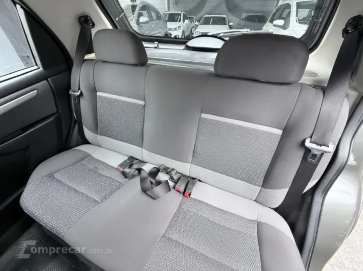 CELTA 1.0 MPFI LT 8V