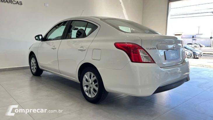 VERSA SV 1.6 16V FlexStart 4p Mec.