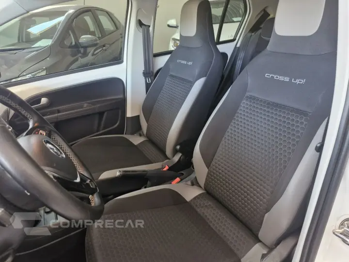 Cross UP 1.0 12V 4P TSI FLEX