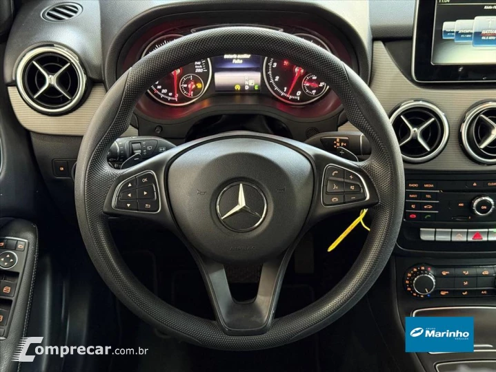 B 200 1.6 SPORT TURBO FLEX 4P AUTOMÁTICO